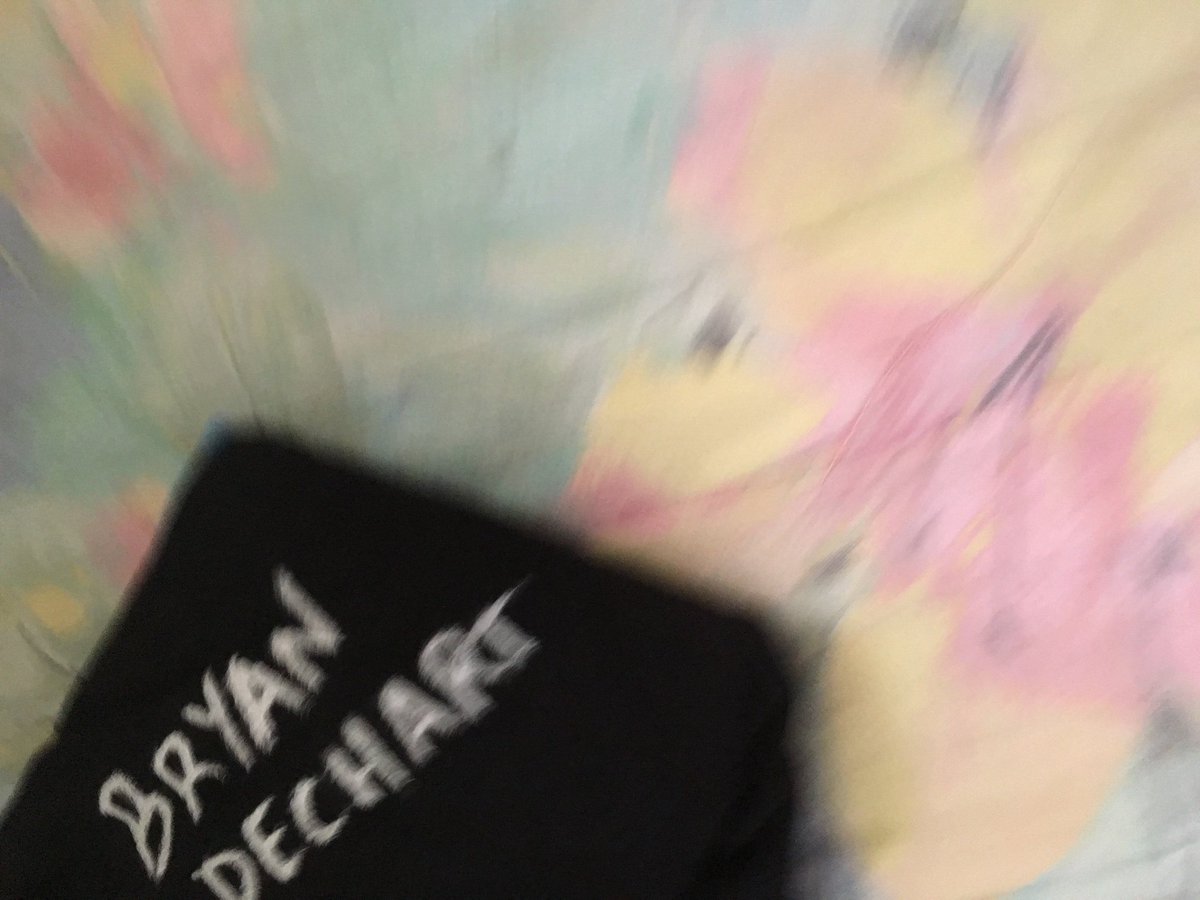 NIA_dot_dot_ppl's tweet photo. Congrats to @BryanDechart for the Best performer and Best new streamer with @AmeliaRBlaire in #GoldenJoysticks awards. Proud to be a member of #ConnorArmy ⭕️💙 Loving the #DechartGames shirt btw see how excited I am while I taking pictures of the shirt at the one picture😂 https://t.co/1xweuf49SY