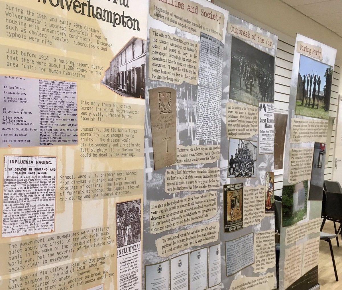 A delightful talk from <a href="/jimvale/">jim barrow</a> today @wulfruncentre #ww1popupshop exploring memorial tree planting since #WW1 #WW1Centenary also some moving displays by <a href="/CYT_Wolves/">Central Youth Theatre</a> and artwork by <a href="/Belindasart/">White B Gallery</a> <a href="/Wolvesinwolvo/">Wolves in Wolves</a> well done to everyone involved #HLFsupported