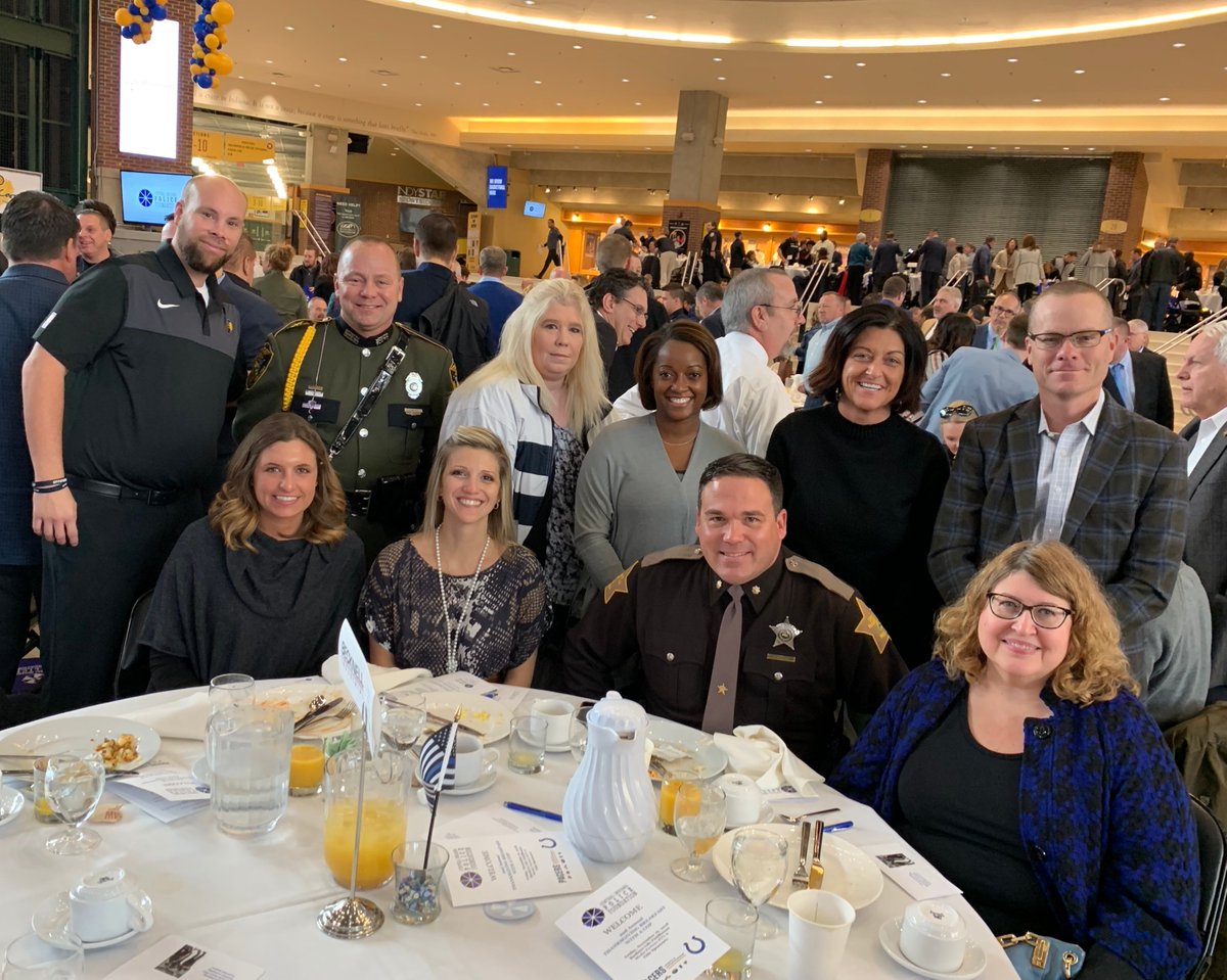 BecknellInd's tweet photo. Becknell Industrial is proud to support the Central Indiana Police Foundation at the 2nd Annual Thanksgiving Breakfast with a Cop. #BreakfastWithACop https://t.co/0u3slRKItU
