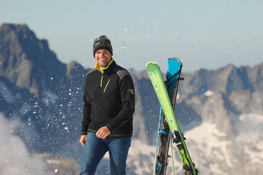 atlas_for_men's tweet photo. Balade, randonnée en raquettes, ski, patins à glace, ... Quelles sont vos activités préférées à la #montagne ? #atlasformen #avis #discount #mountain https://t.co/zBebbcMWfk