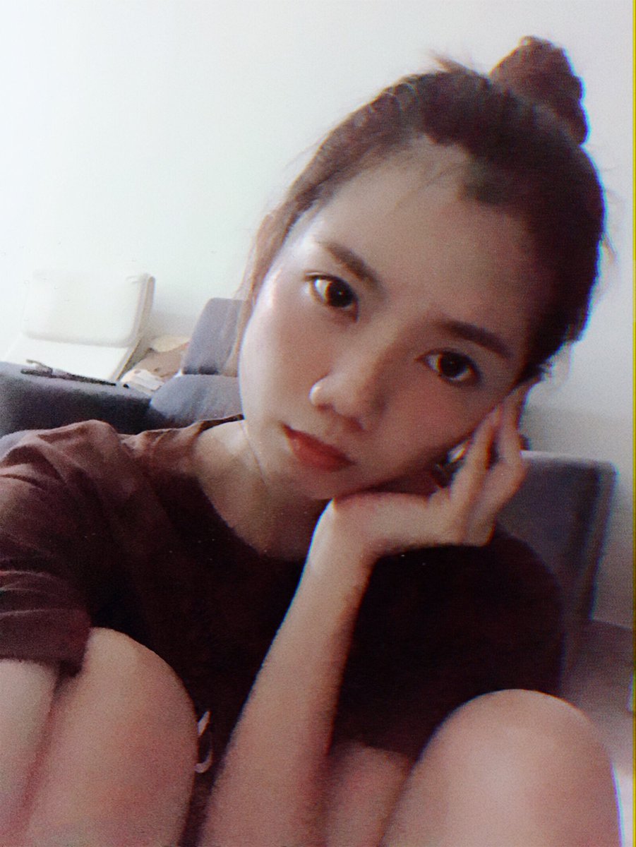 _HazelleTan's tweet photo. Wooo, I love this filter!
(But not this pose)
But I still love this photo anyway.
Good night. 🤪 https://t.co/n3GjztyAg7