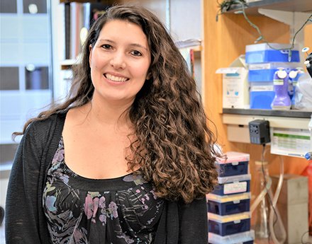 WhiteheadInst's tweet photo. Meet Danielle Tomasello, this weekβs #WhiteheadPostdocProfiles. Danielle researches neurodevelopmental disorders. She also created The Social Scientist, a networking site for the less extroverted scientist. #MITBiology Read more: https://t.co/gnYQQqgPsg https://t.co/JljtnlKZUh