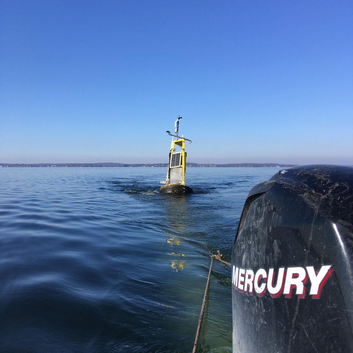 WiscLimnology's tweet photo. We put David Buoy to bed for the winter, marking 11 years monitoring @LakeMendota. Read about what David does all open-water season. https://t.co/uHT0xGLYZc #limnology #MadisonLakes https://t.co/pzdXJqrDDc