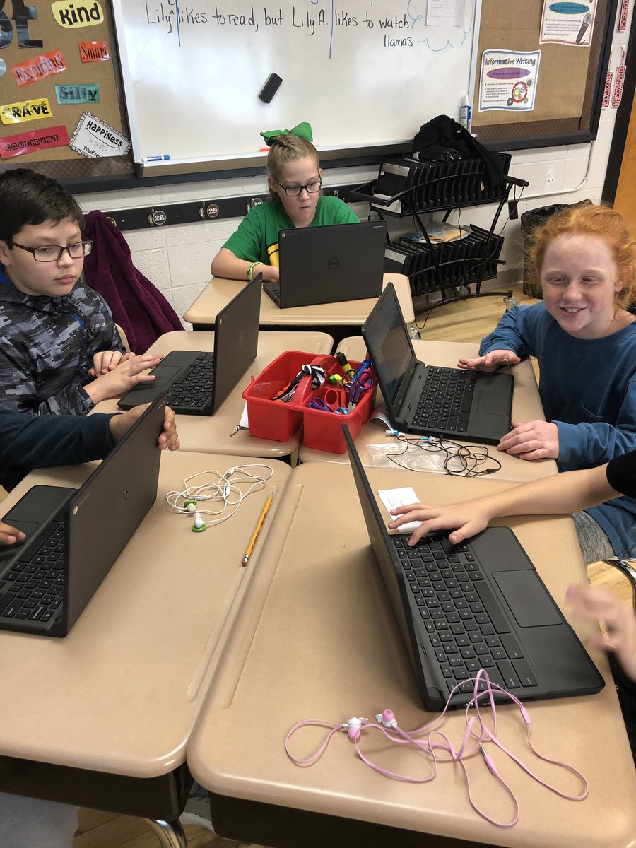 mwaldrop78's tweet photo. 5th graders using Python coding language to create backgrounds and moving sprites.
#codeathon2018
#westway
#librarymediamatters
@wescullman https://t.co/62AlucsyuC
