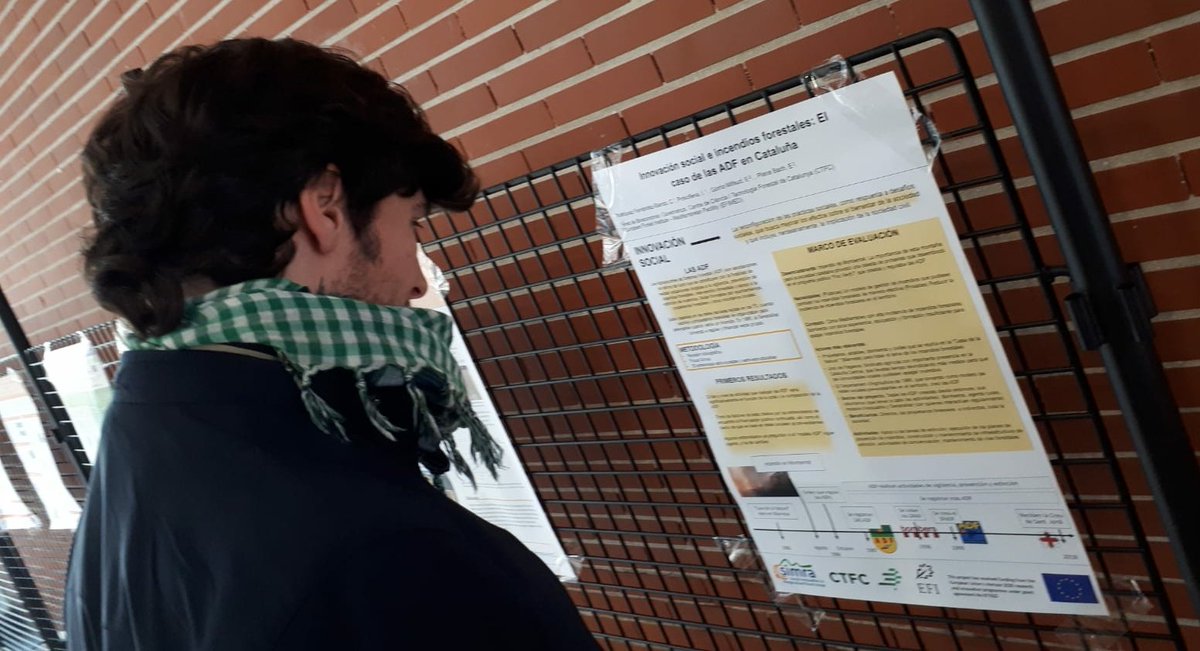 egorrizm's tweet photo. Poster sobre el análisis de las ADFs presentado por Carmen Rdgz (@ctforestal) en el #IIICFCV. Implicación ciudadana en Cataluña en el cuidado del bosque como innovación social @simra_eu https://t.co/vFuJd3293f