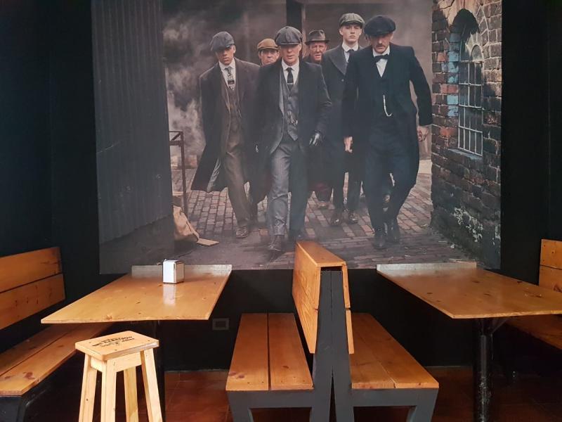 Fanáticos de la serie, abrieron una cervecería al estilo Peaky Blinders beermap.com.ar/2018/11/16/fan…