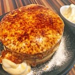 美味しそう!パンケーキの表面がこんがりとブリュレに・・・食べたーい!