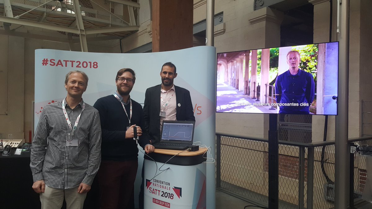 Erganeo's tweet photo. [#SATT2018] Connaissez-vous #Dextrain ? 🤔 Une technologie présentée au Village Techno de la Convention @ReseauSATT &amp; accompagnée par @IDFInnov pour rééduquer la main post-#AVC #dextérité. Le film techno arrive 📽 #ComingSoon 😀 https://t.co/hda4ofTVp5