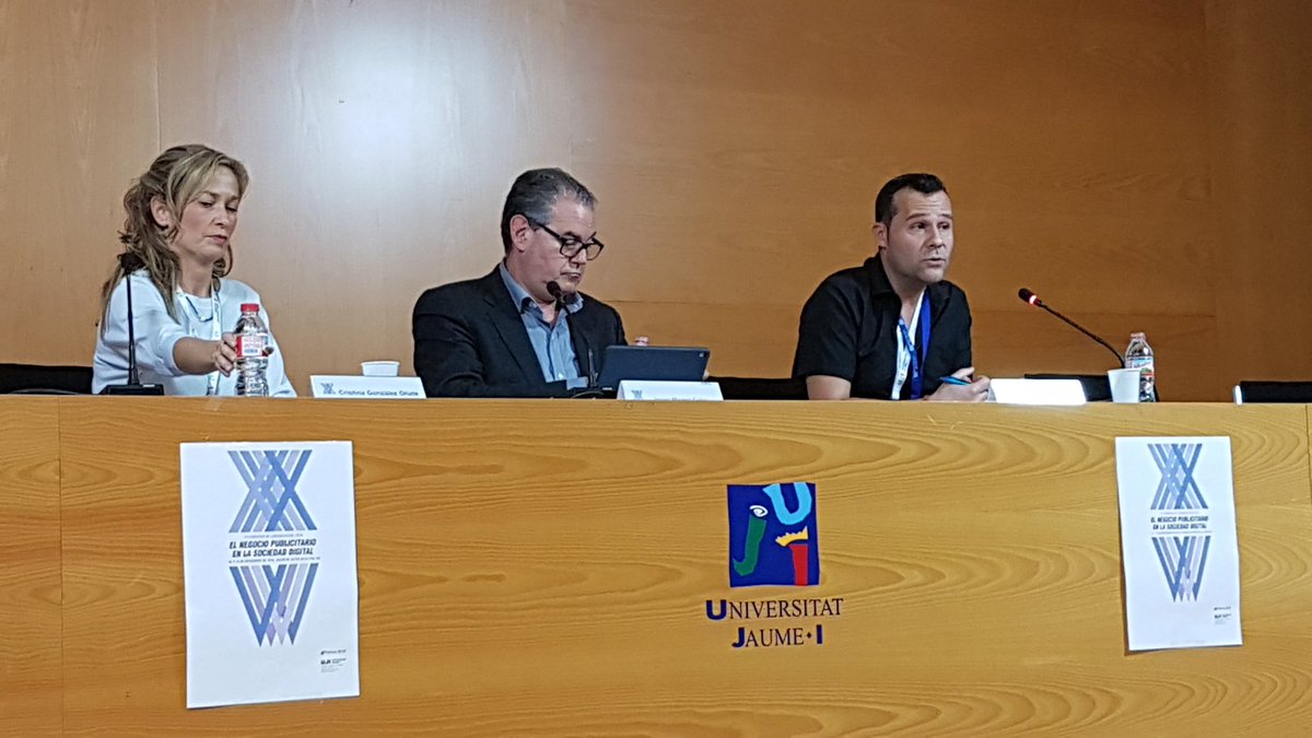 IsabelIniesta's tweet photo. Enhorabuena por el gran congreso #ComLoc18 https://t.co/NiWAqtDorl