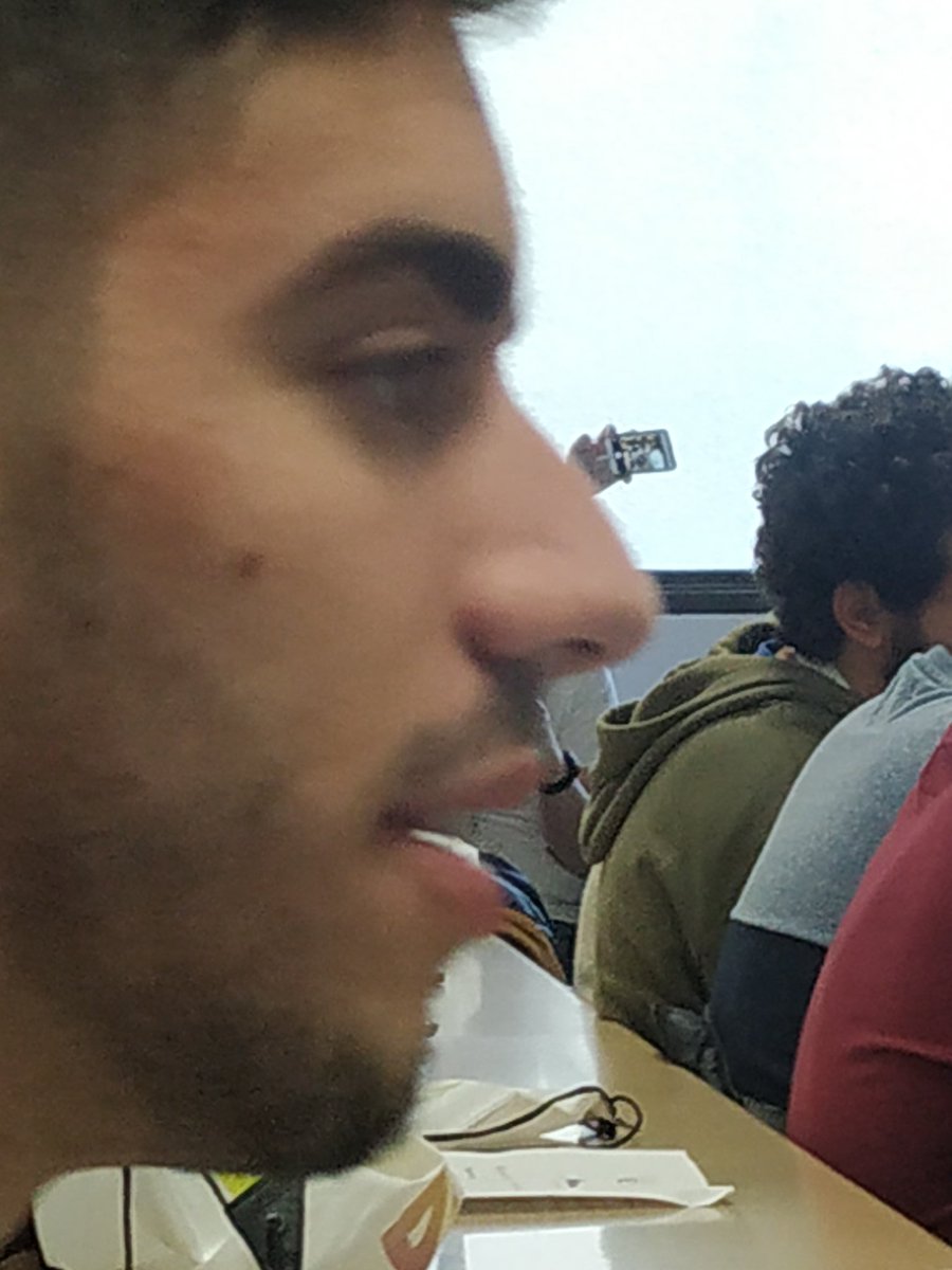 Villantunez's tweet photo. @everisCodeFEST #codeFEST2018 
@codefestconsola
Cuando lees los retos y eres de primero https://t.co/qPf0aM5png