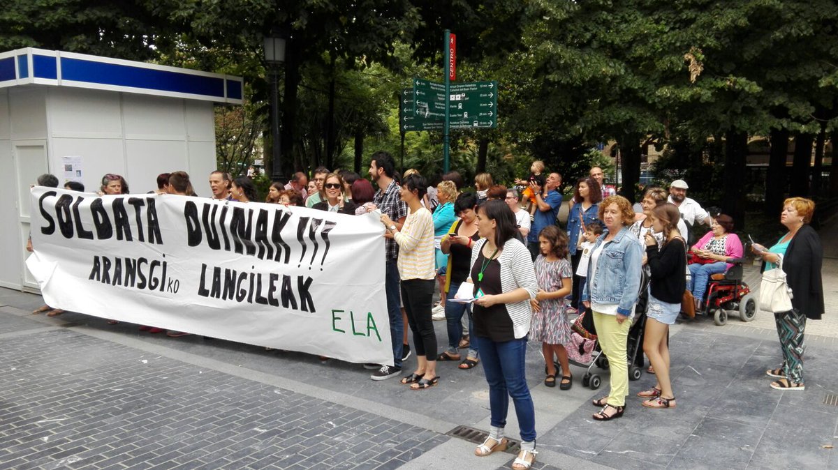ELADonostia's tweet photo. Mobilizazio eta garaipen urteen ondoren Gipuzkoako Gorren Familien elkarteko langileek berriro ere ELA aukeratu dute.
El buen trabajo realizado por las delegadas de ELA en #ARANSGI ha dado sus frutos #zurekingoaz https://t.co/lQX73hFGM9