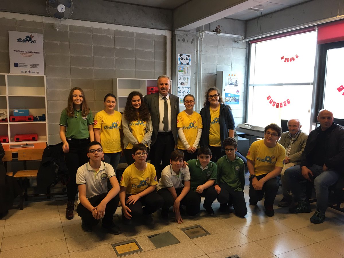 hakan77gunduz's tweet photo. Multiplier Events @ColegioEngeba @nedimguney61 @mofordie @natxosegui @AmpaMateu @josecarlossola @AIJU_Tecnologi @EUErasmusPlus https://t.co/fAXNBH2jlx