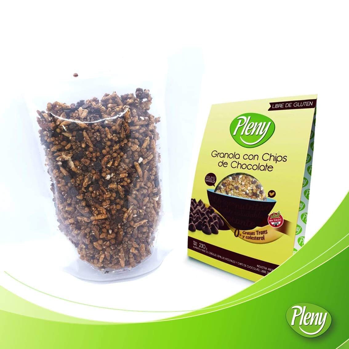 plenyar's tweet photo. ☕ Desayuná con Granola Chips de Chocolate!
✅ Sin TACC.
✅ 0% grasas trans y colesterol.
✅ Calorías por porción (40 grs): 177
✅ Envase x 200gs. 
🧐 Ingredientes y pedidos en nuestra tienda online: https://t.co/uUAnZCgKqi. 
#VivíPleny https://t.co/o2yFAd5Fv7