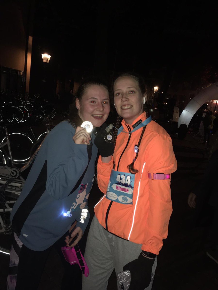 1Dmademex's tweet photo. I ran 5km in the ladies run of Zwolle which really made me feel like I can rule the world and can start loving myself for who I am and not for what people tell me that I am. @LittleMix #StripForLittleMix #StripWithLittleMix (2/2) https://t.co/iqtg85Gwmf