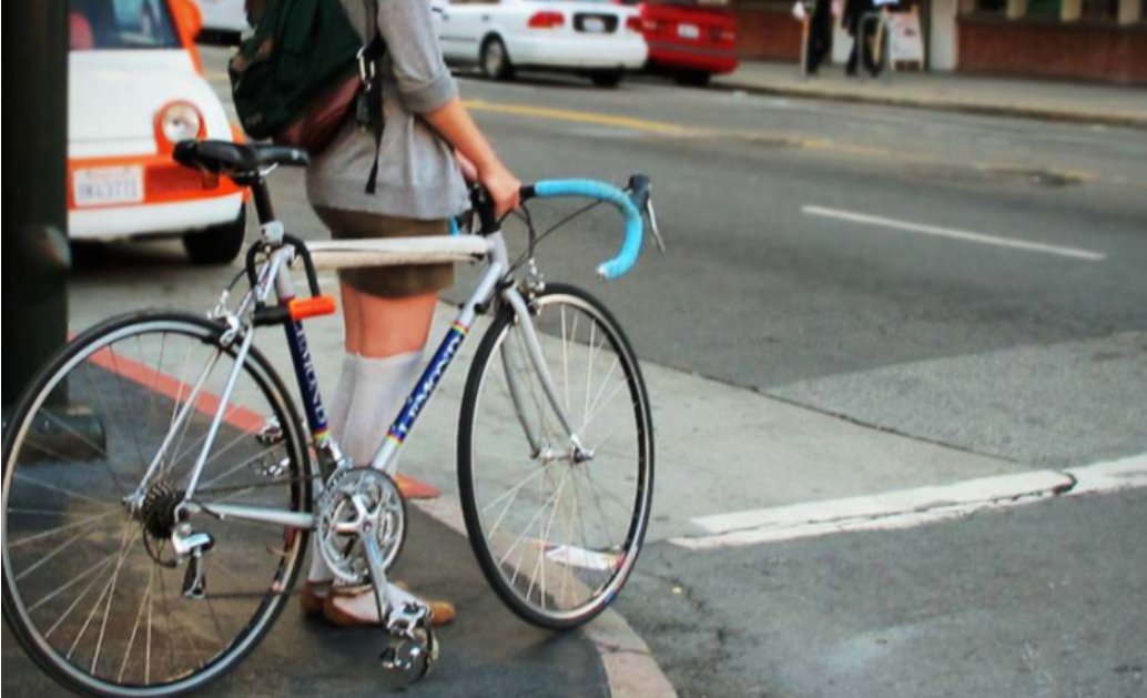 Quines són les adversitats a les quals s'enfronten els ciclistes🚴? Al següent article trobareu quines són les principals preocupacions👏 a l'hora de circular per la ciutat. 
Llegiu l'article ➡️ bit.ly/2z1CYRK
 Que en penseu🤔? #bicinity #sabadell #bicilògica