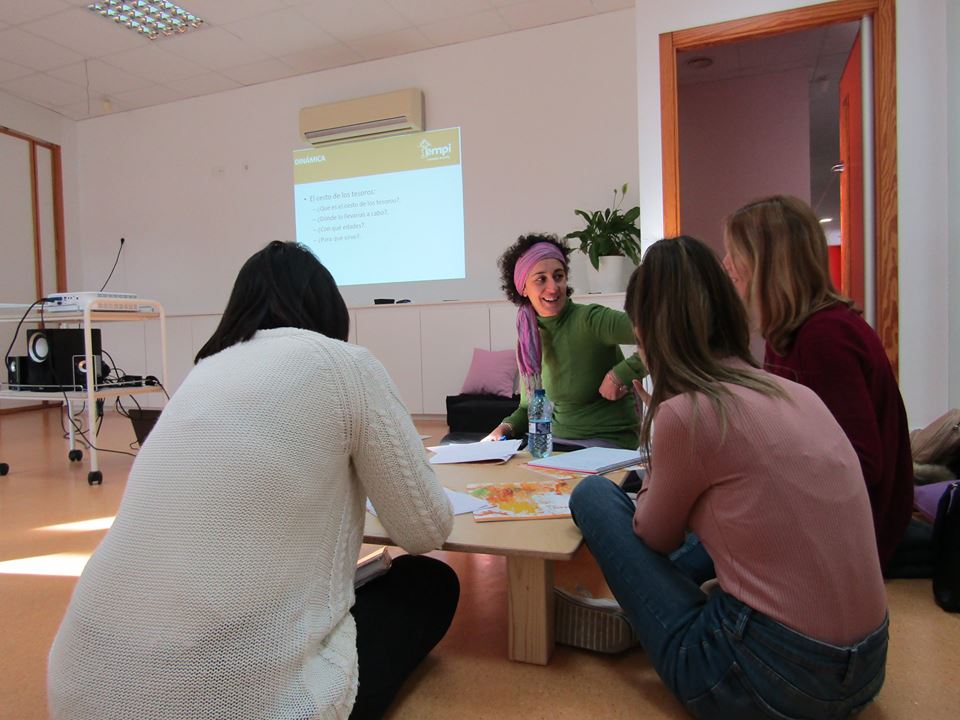 EMPI_Infantil's tweet photo. Aquí os dejamos las fotos del #curso del fin de semana pasado en #EMPI. #Juego #Heurístico #Materialnoestructurado https://t.co/Co9FjU6WUS