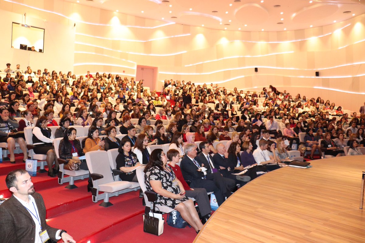 21tenlearning's tweet image. Well that’s a wrap for day 1 at the Azerbaijan ‘Assessing Learning Conference’ in Baku Thoroughly enjoyable day with over 750 teachers and leaders! #assessinglearning #leadership #coaching #conferences #presenter #assessmentforlearning #teachmiddleeast