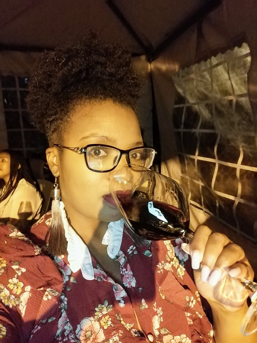 mwendesusu's tweet photo. One of the things I love about the #HuaweiY9 is that it takes pretty decent pics at night/in low lighting. Went for a wine tasting and couldn't resist a selfie and I like.
Check out the specs here https://t.co/fZZXEZJg6R
#4AICamera #ForMagicalView #HuaweiY9KE https://t.co/SJ1h3Whr7r