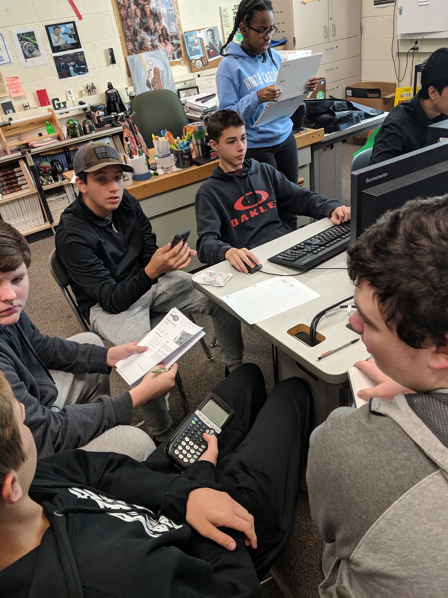 GreenHopeFCS's tweet photo. Who knew Programming and Foods could create a project together!  Collaboration at it's best!  Recipe conversions for a Thanksgiving meal!!! https://t.co/WrKTyte8DE