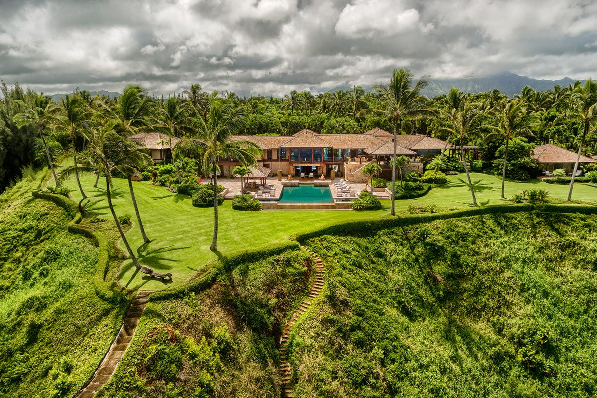 WSJRealEstate's tweet photo. Morgan Stanley’s ex-Asia chief has sold Hawaii’s most expensive home for $46.1 million https://t.co/7g4Wo7L8wO https://t.co/8UFWzJvhUP