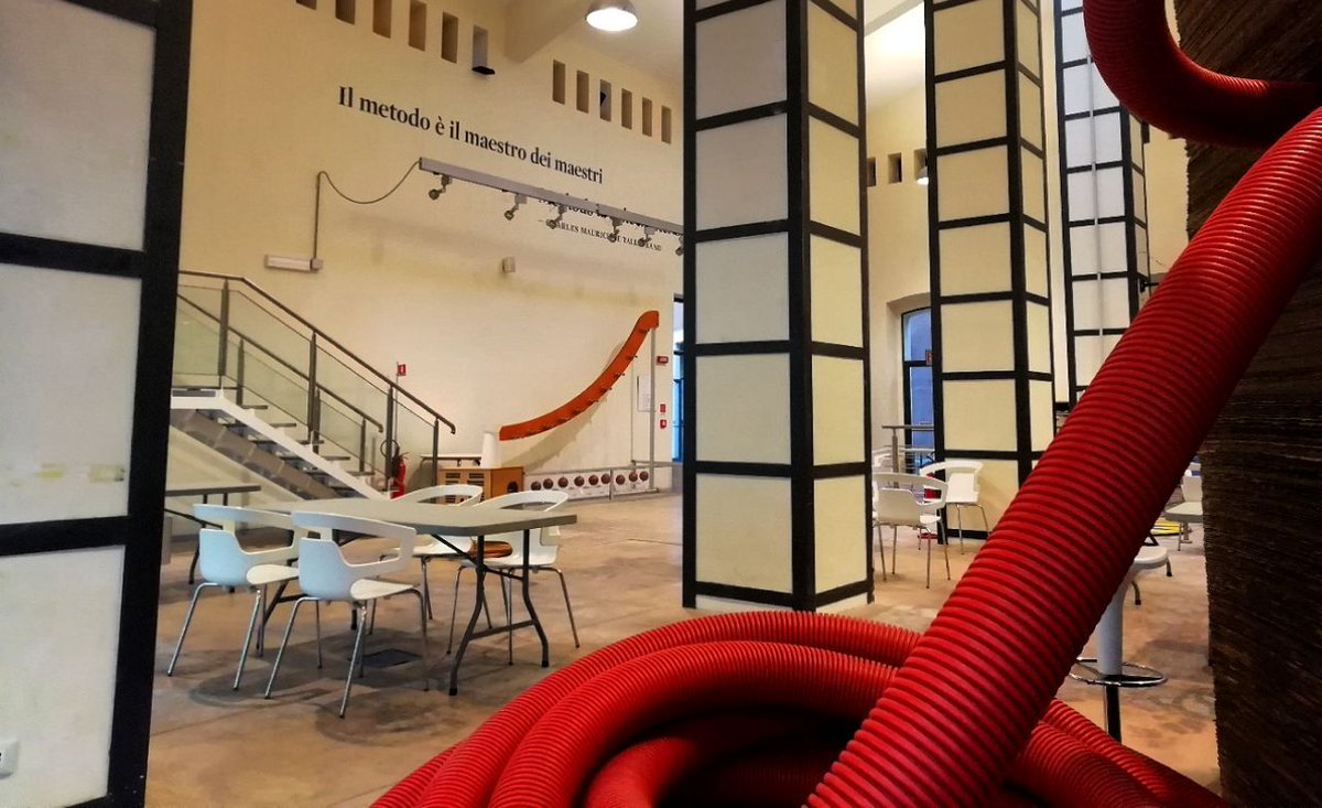 swcatania's tweet photo. Ci siamo ultimi ritocchi e si inizia! #SWCTA18 on #ACTion da oggi fino a domenica a @cittascienzact! #Startupweekend #startupcatania #innovation https://t.co/HG42gEtoLc