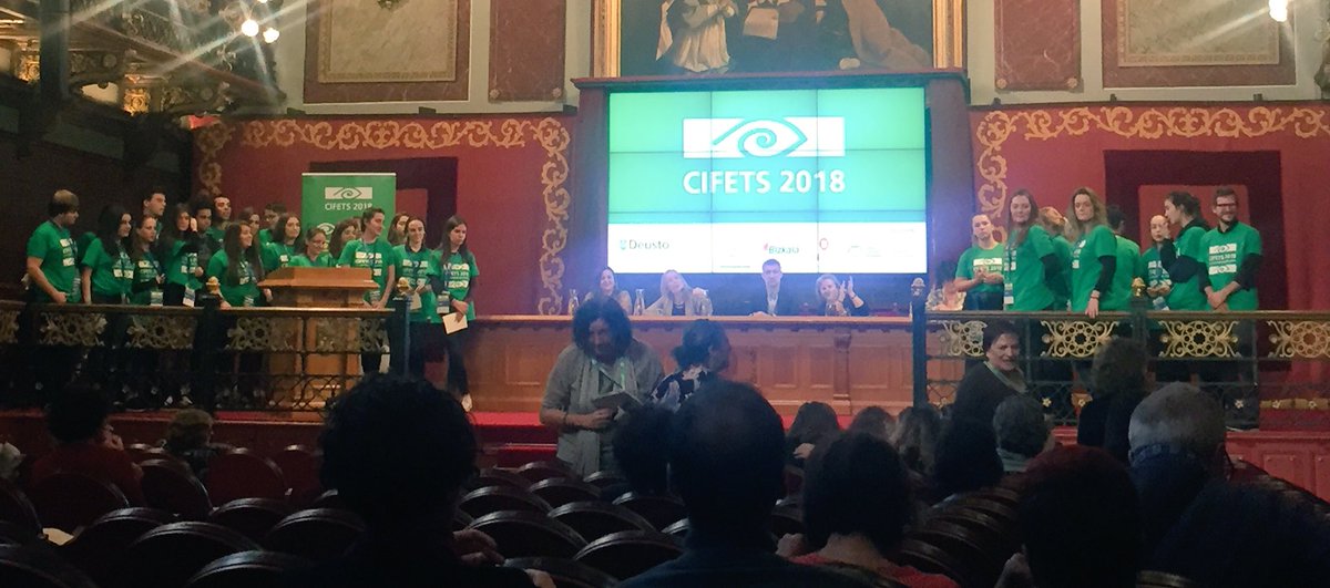 TSUnirioja's tweet photo. Enhorabuena por la organización a todo el equipo #CIFETS2018 Gracias a todo ese alumnado que ha estado pendiente de cuidar todos detalles y dar respuesta a nuestras dudas. Un gusto conocer y compartir a/con compañeros/as de #trabajosocial Nos vemos en el próximo #CIFETS2019 https://t.co/SLSu4530Xc
