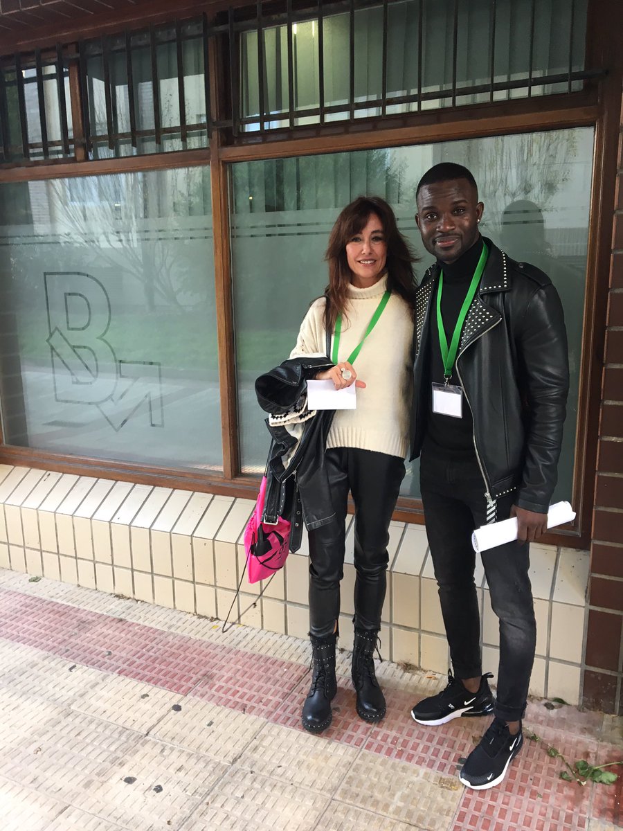 margasanmillan's tweet photo. Con @djivankiller en Leioa. Un lujazo! #leioablog #socialmedia #magmadigital #marketingonline #seo #Marketers https://t.co/V6EZrZHe55