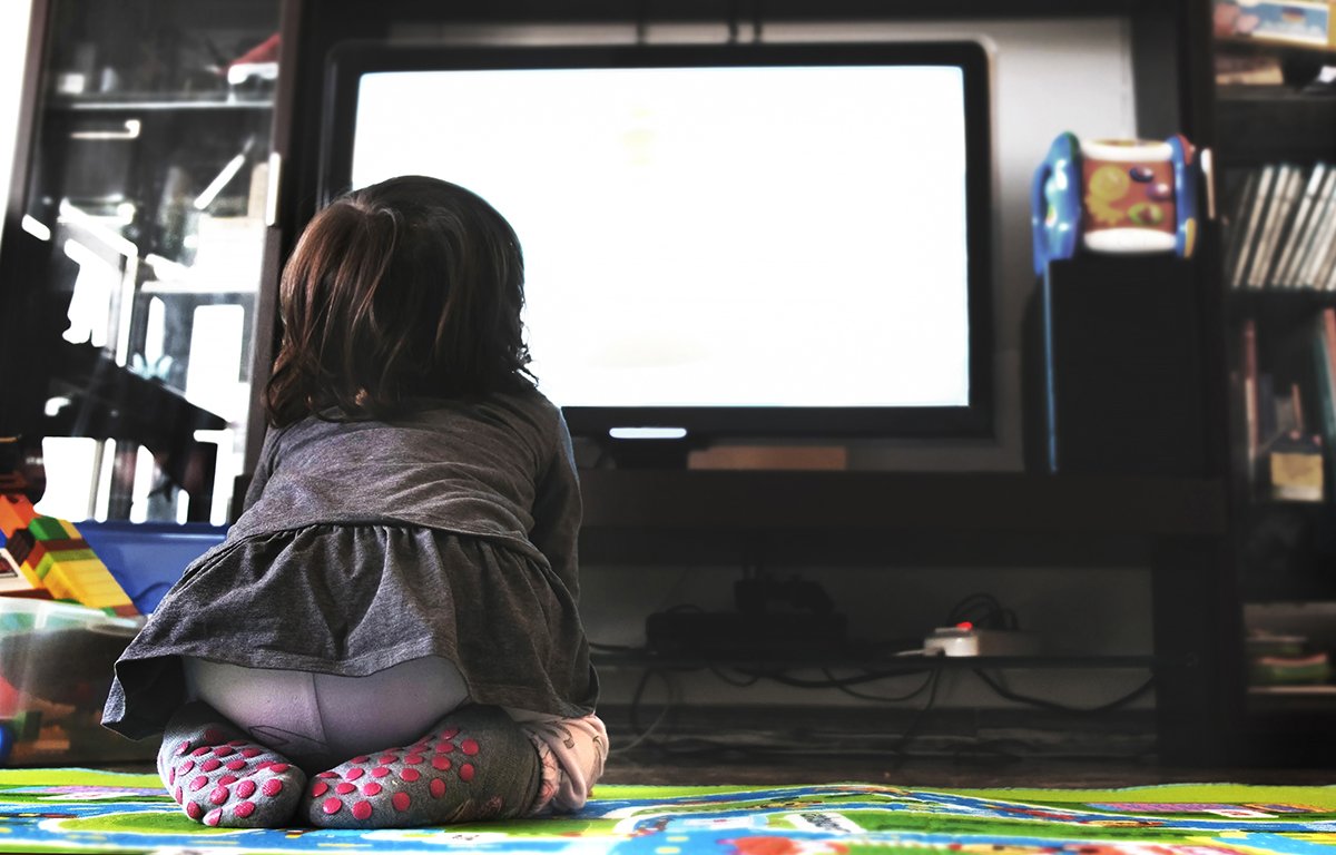 "Despite growing evidence linking exposure to food marketing w/ poor diets &amp; obesity, children across Europe continue to be exposed to significant amounts via TV, digital media &amp; many other avenues." 
Prof @AmandineGarde writes <a href="/ncdalliance/">NCD Alliance</a> bit.ly/2Bb9QJq <a href="/LivUni_LawNCD/">Law & NCD Unit</a>