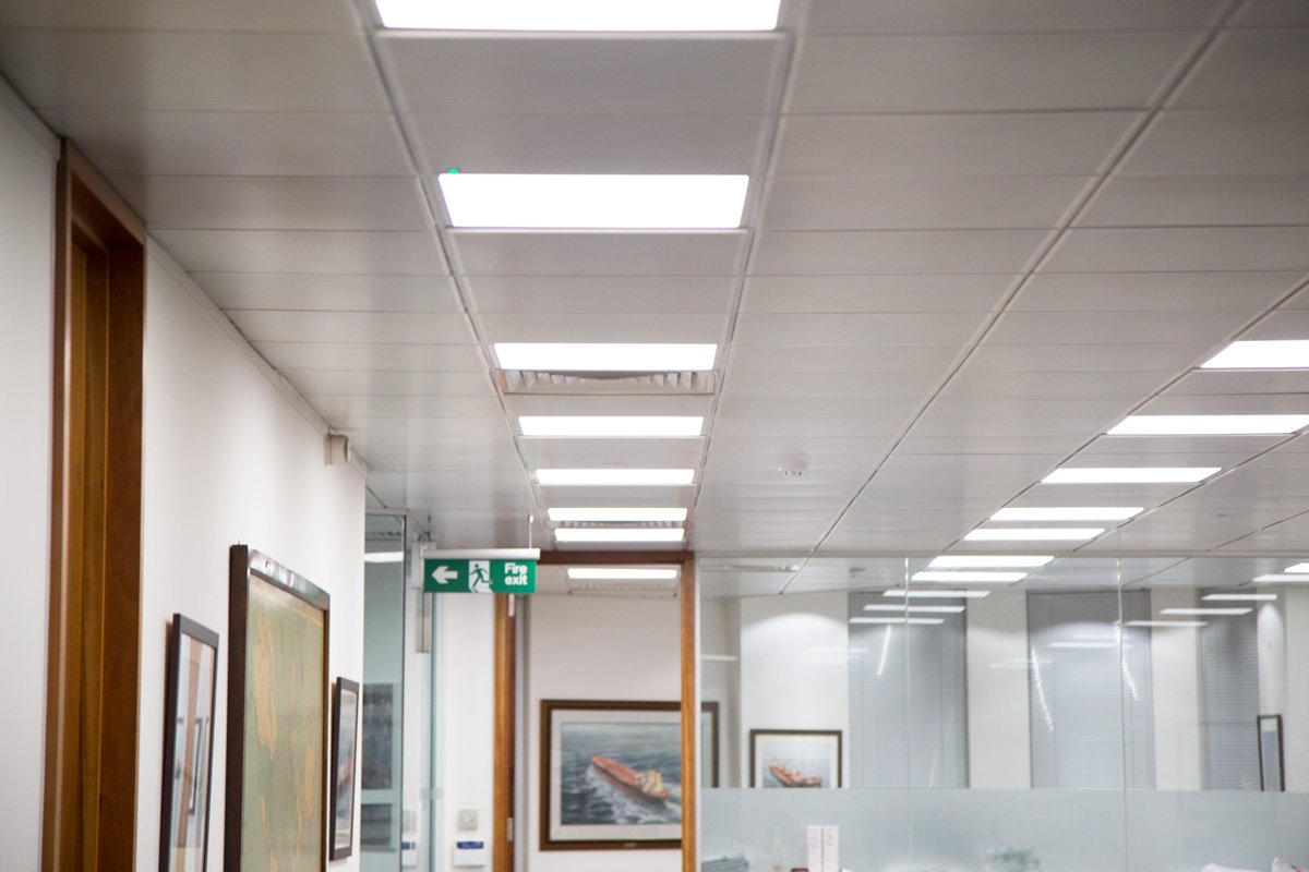 Ceiling tile cleaning – offices in Victoria, London goo.gl/DJG8jE