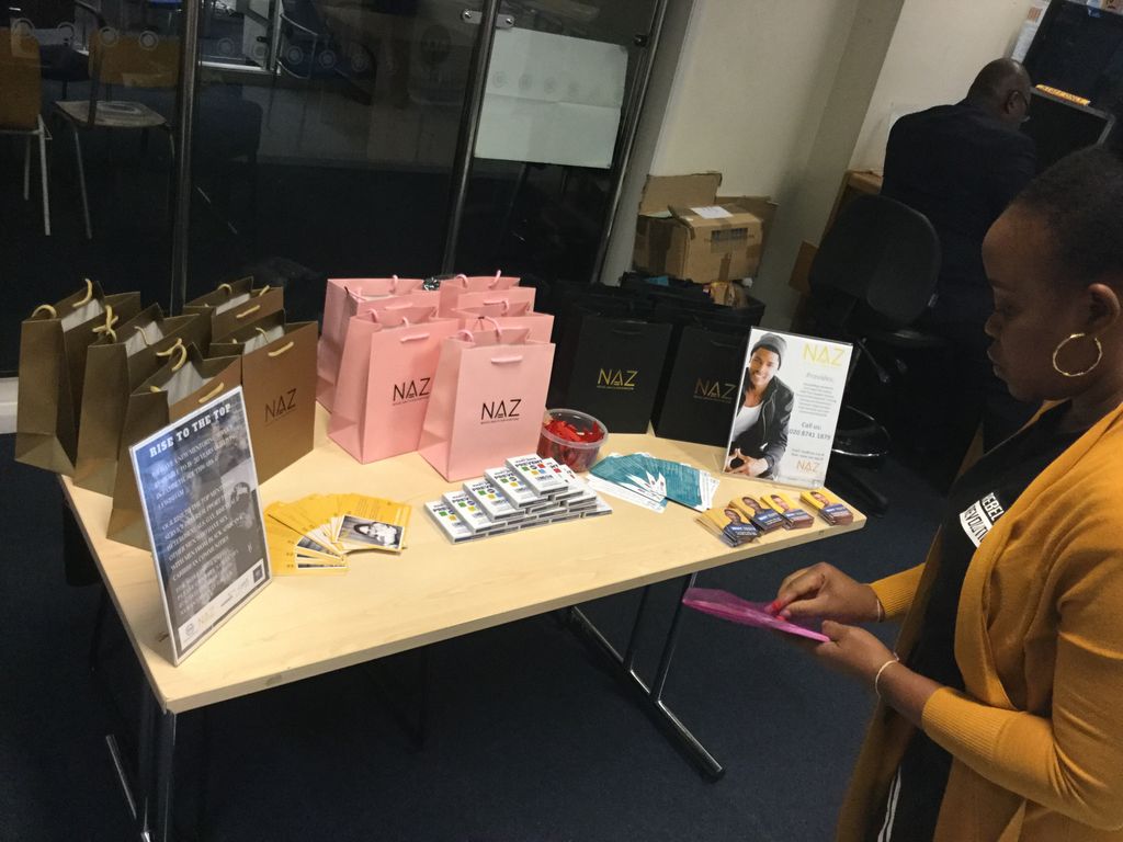 LewishamLibs's tweet photo. More stands from Get to Know here at Lewisham Library. 
#InternationalDayofTolerance https://t.co/C0VlZgcCuu