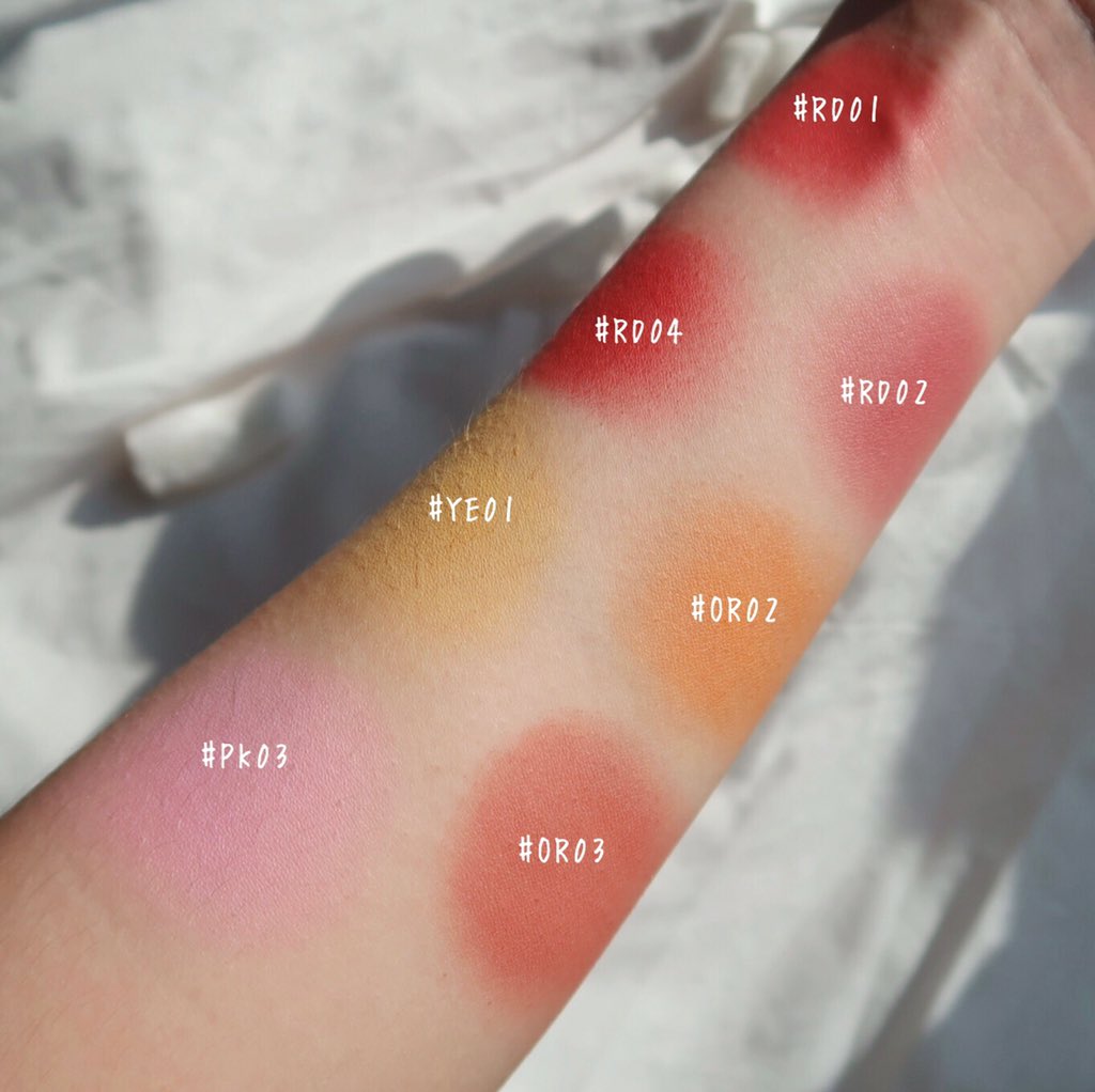 รวมสวอชสีบลัช saemmul ที่มี ❤️ เม็ดสีแน่นมาก มีกลิ่นหอมอ่อนๆ ทั้งถูกทั้งดีไม่รู้จะพูดยังไง มีผงร่วงนิดหน่อย ก่อนใช้ก็เคาะๆแปรงก่อน แต่ติดทนมากค่ะ อยู่ทนทั้งวันเลย สีก็สวย ซื้อมาอันละ 150 #ไว้รีวิวห้ามขายของโว้ยย #Howtoperfect