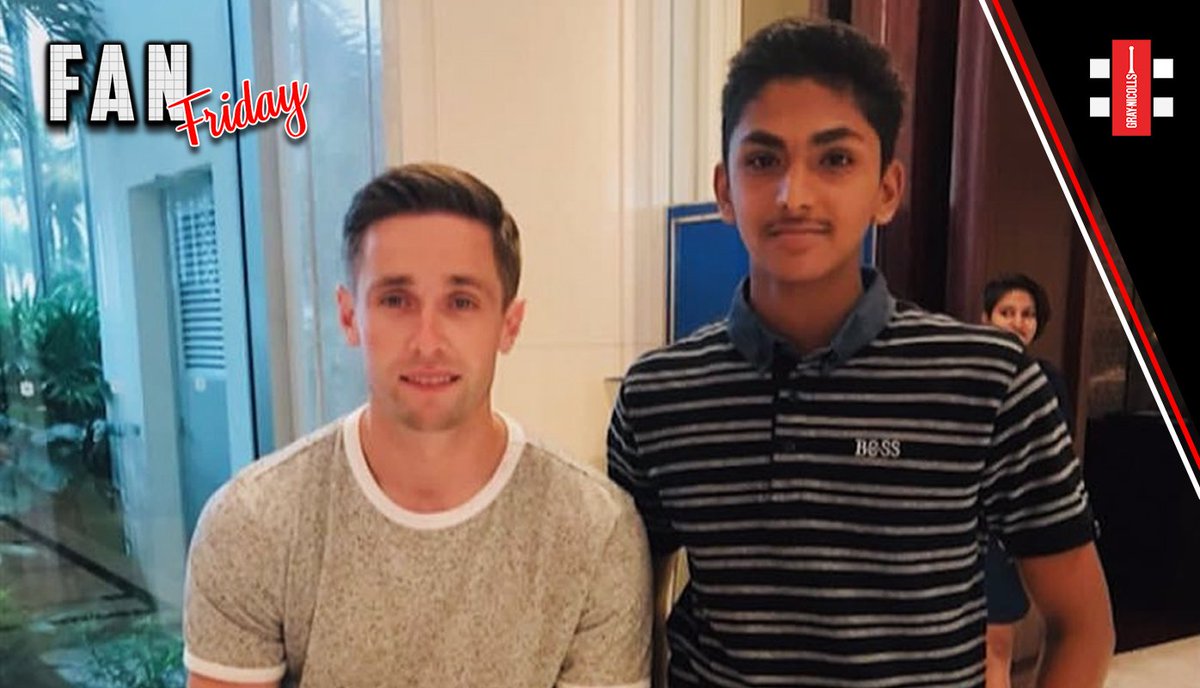 Graynicollsind1's tweet photo. Fan moment with @chriswoakes ! Affectionately posing with a young fan. Share your favourite fan moment with us @graynicollsindia and earn a chance to get featured on our page.
.
#fanmoment #Woakes #fanfriday #graynics #graynicolls #shareimage #chancetowin #getfeatured https://t.co/8MUCy9VuNx
