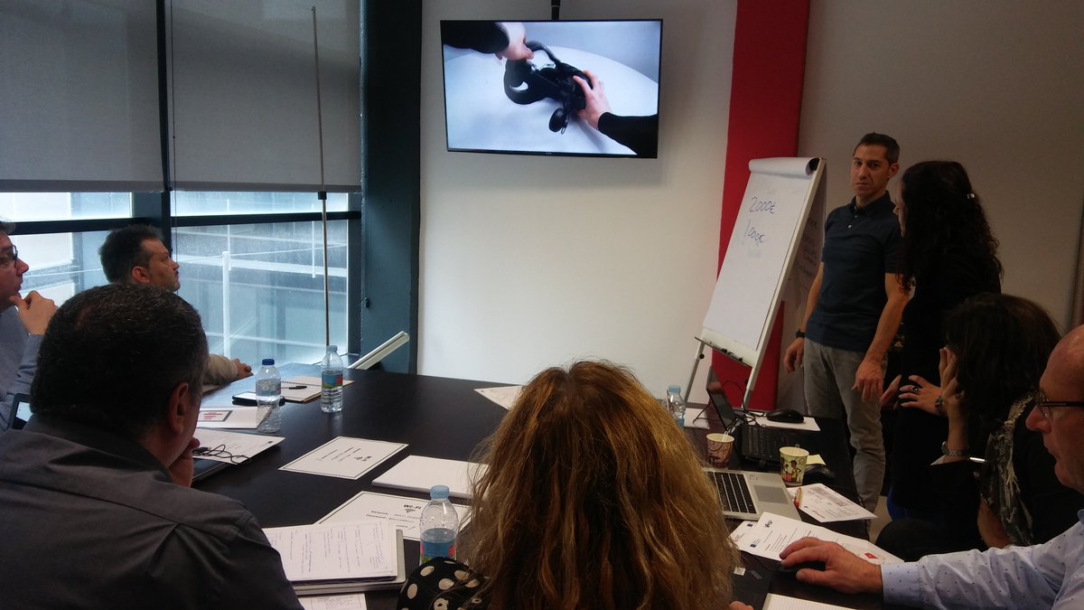 VRoadEU's tweet image. 👥Today #VRoadEU has celebrated the second workshop of the kick-off meeting, in which we have seen the #future of the #construction #training thanks to #virtualreality.
💪@Fund_Laboral @Ga__consultores @Formedil @3CABTP #Cenfic #SeriousGames