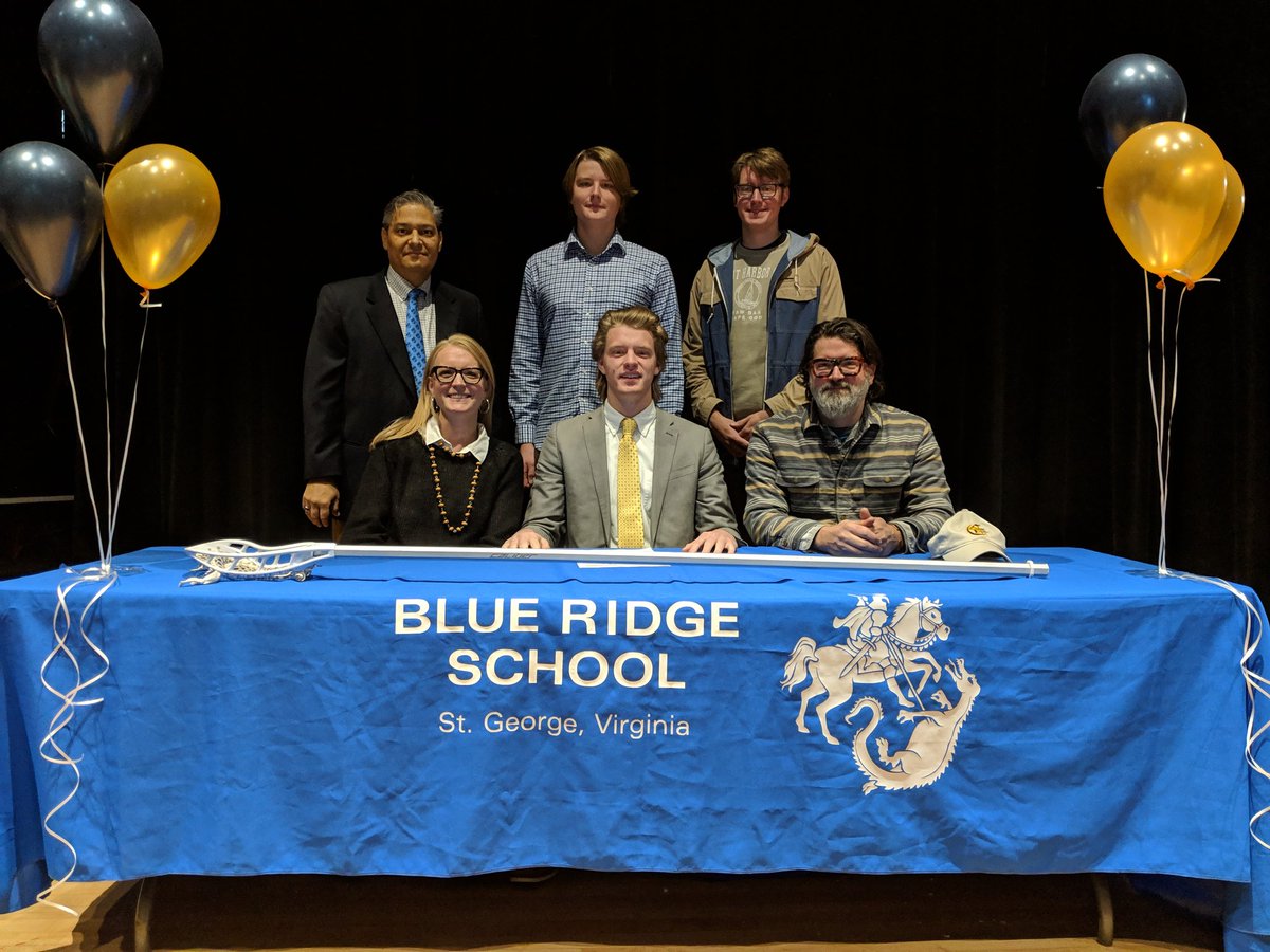 Congratulations to Moses Moran for committing to play lacrosse at Canisius College next year! @CanisiusCollege