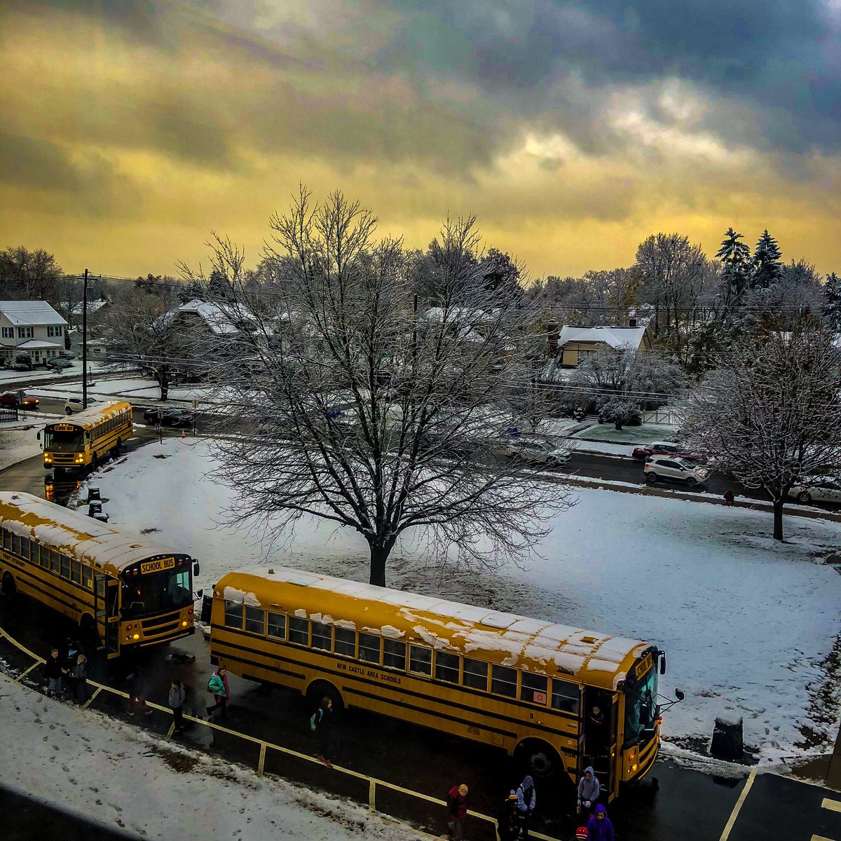 dflorajr's tweet photo. .@HWLPrincipal @NeCaHiArt beautiful morning to take in the #viewfrom308 

#workhard #learnsomethingnew #photography #iPhonephotography https://t.co/AX3jcwfOiM