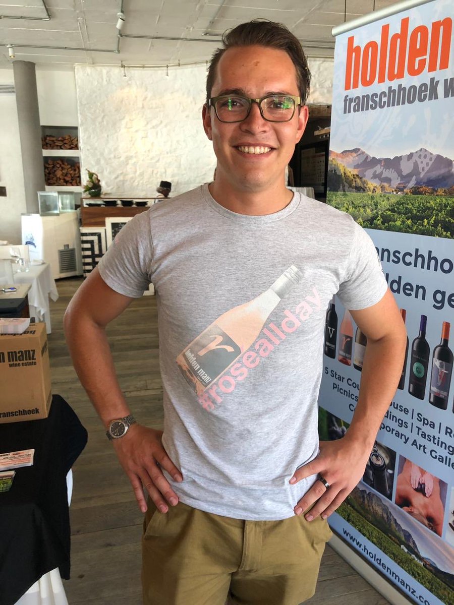 Presenting the new Holden Manz #roseallday t shirt available from tasting room and sharing the love with the good customers of Harbour House in the V&amp;AWaterfront!!