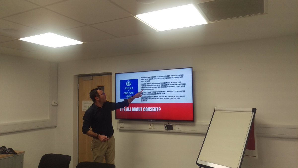 jo_bayne's tweet photo. Last up today we have the wonderful Miquel from @bluethinkingltd sharing his #fundraising expertise from a grassroots level. “Let’s not over complicate things people” it’s just about relationships! #FridayFeeling #Charity #CharityTuesday https://t.co/DD4DEhMrY9