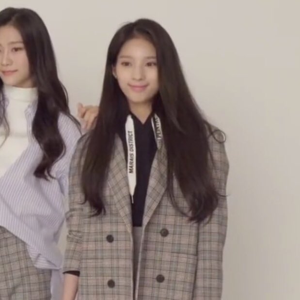 chiayipics's tweet photo. chiayi for spao 
#파나틱스 #지아이 #fanatics #chiayi https://t.co/j4fxErIsei