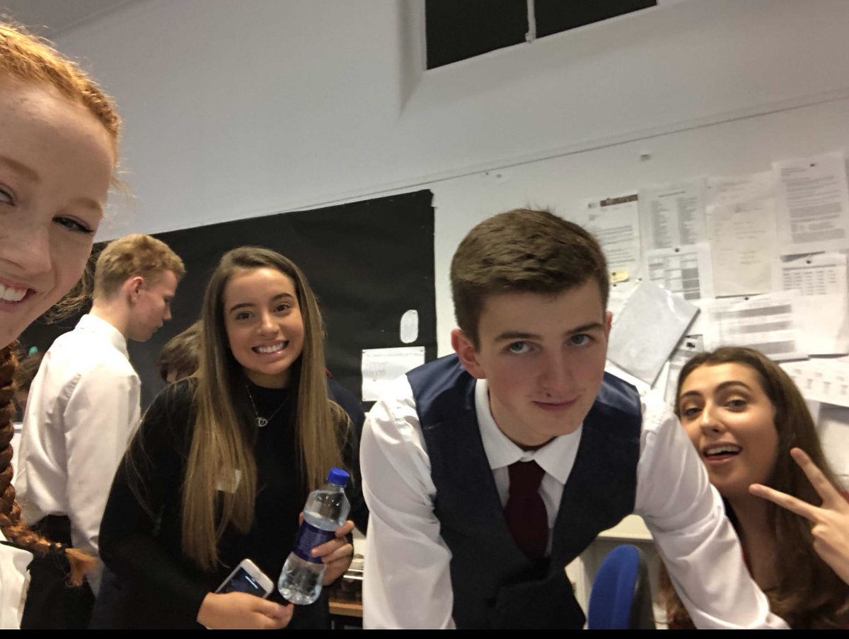 MunNbhs's tweet photo. The health committee in action 📝🗳 https://t.co/YMEN2jMyos