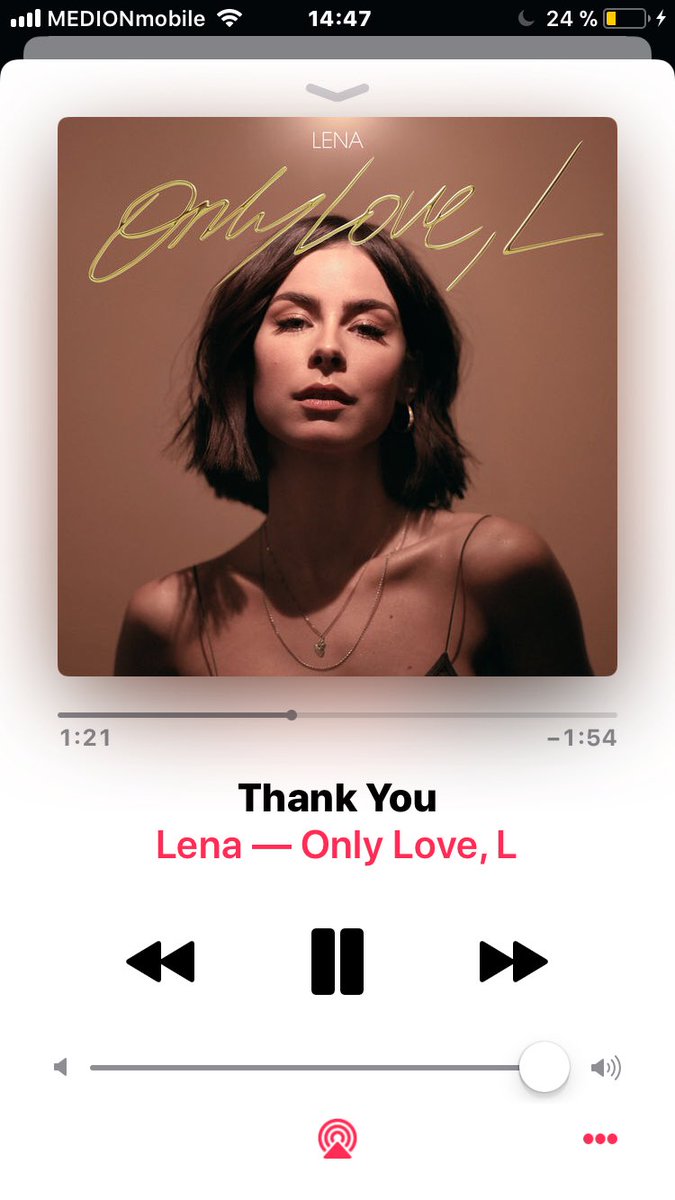 Lenisview's tweet photo. @Lenas_view Dauerschleife!!! So toller Song, verbreitet irgendwie total gute vibes. Love it❣️ #onlylove #thankyou https://t.co/j7AK9nKLc2