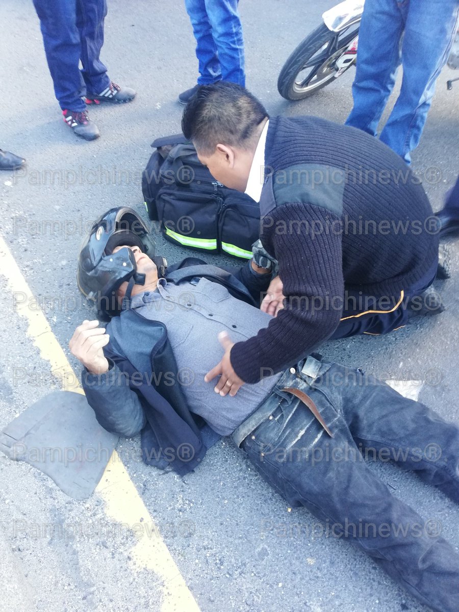 PampichiNews's tweet photo. Accidente de #TransitoGT
Motorista derrapo al inicio  de la cuesta de Villalobos

Si ud conoce a los familiares por favor aviseles https://t.co/8H1GMWtI14