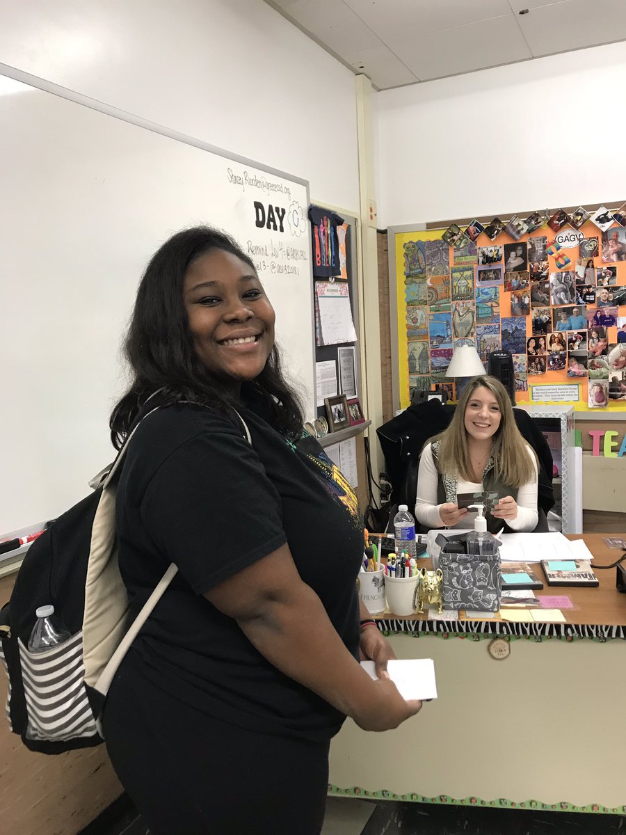 watters_mrs's tweet photo. A grateful student giving a #thankyounote to her teacher, Ms. Duthoy @GreeceArcadia https://t.co/CYRwTPqfxu