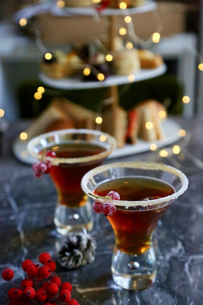 lasuitewest's tweet photo. Celebrating the #FestiveVegan #cafe41 today we are featuring Chef's delicious Blood Orange, Lemon and Elderflower Mocktail all dressed up for Christmas - Festive #vegan lunch, #afternoontea tea, #popup dinners from 1 #December reservations required https://t.co/OWUfO1ydah https://t.co/COZ9HQeWUQ