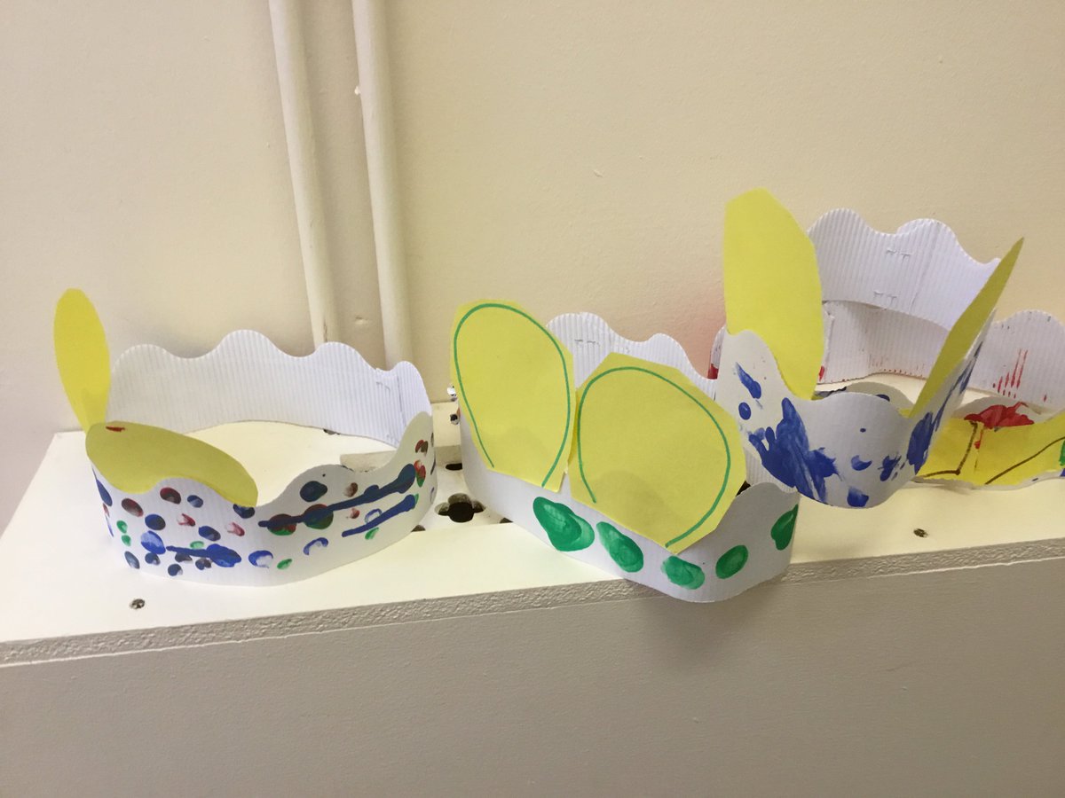 SpringMedmenham's tweet photo. Children In need fundraising has been in full swing this week with plenty of activities too, Shaving foam, Pudsey hats, cake sales &amp; duck races to win a Pudsey bear bag #childreninneed2018  #springplaylearn  so far we have rasied £93 with plenty more cakes to sell this afternoon. https://t.co/QvZA8o4yyd