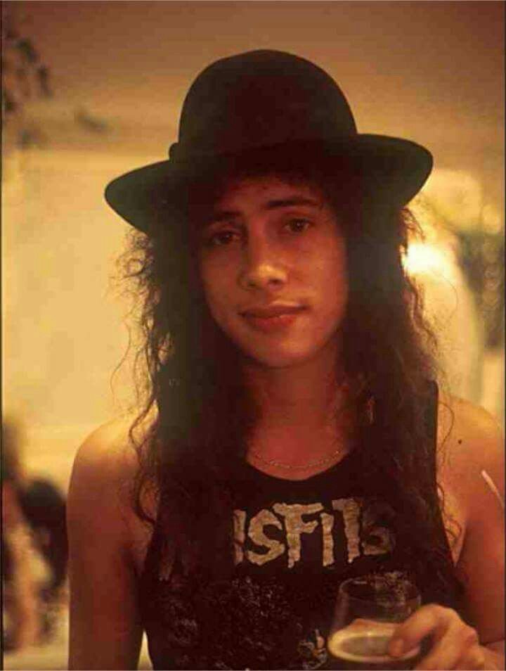   Happy 56th birthday Kirk Hammett  