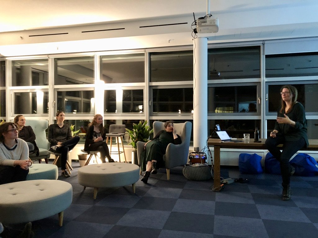 About last night: Bei unserem letzten #FTLDeepDive 2018 in Berlin waren wir bei den Ladies der @solarisBank zu Gast. Vielen Dank an Delia + Team für die spannenden Insights, wie #ChangeManagement in einem schnell wachsenden #FinTech aussieht.
#FintechLadies #BaaP #womenintech