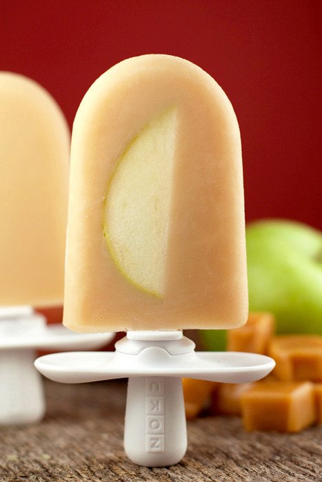 ZokuHQ's tweet photo. We’re enjoying the cooler weather, and we’re still craving ice pops. Head to our bio for a flawless recipe for a fall day. https://t.co/G4I0GJy7xp
.
#Zoku #ZokuRecipes #QuickPopMaker #Popsicles #CaramelApple #Apple #AppleCider #GreekVanillaYogurt #Yogurt #TheKitchn #F52 https://t.co/zNGEU6IJSD