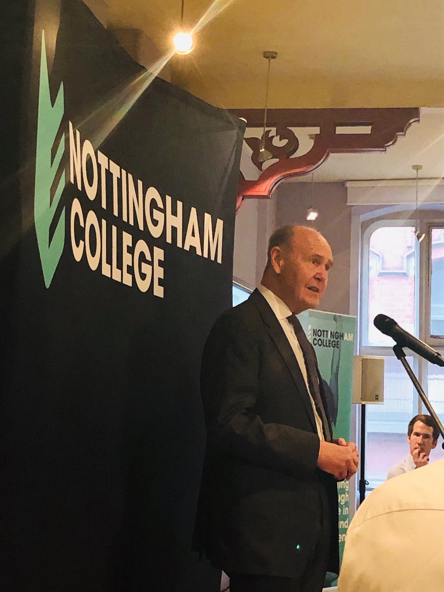 #SirJohnPeace #LordLieutenant tells ⁦@NCBC1924⁩ about raising the profile of #Nottinghamshire and attracting @inward investment ⁦⁦@NottmCollege⁩