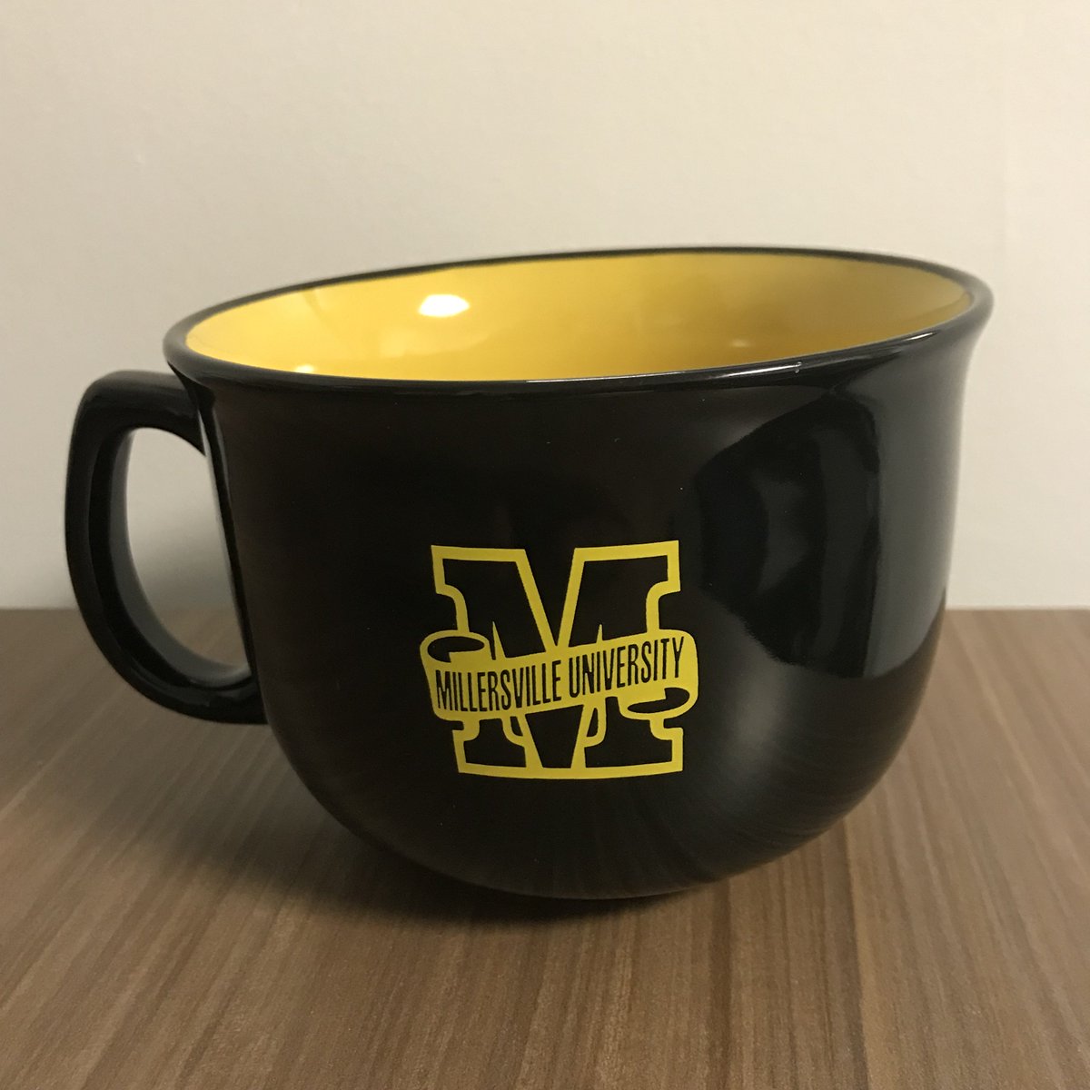 millersvilleu's tweet photo. Happy Friday Marauders! We know it's getting cold outside, so how about a giveaway that will help keep you warm? Retweet and like for a chance to win this wonderful MU mug for all of your warm beverages.  Winner will be selected Monday. #ReadyforWinter https://t.co/SCHD5z8L5d