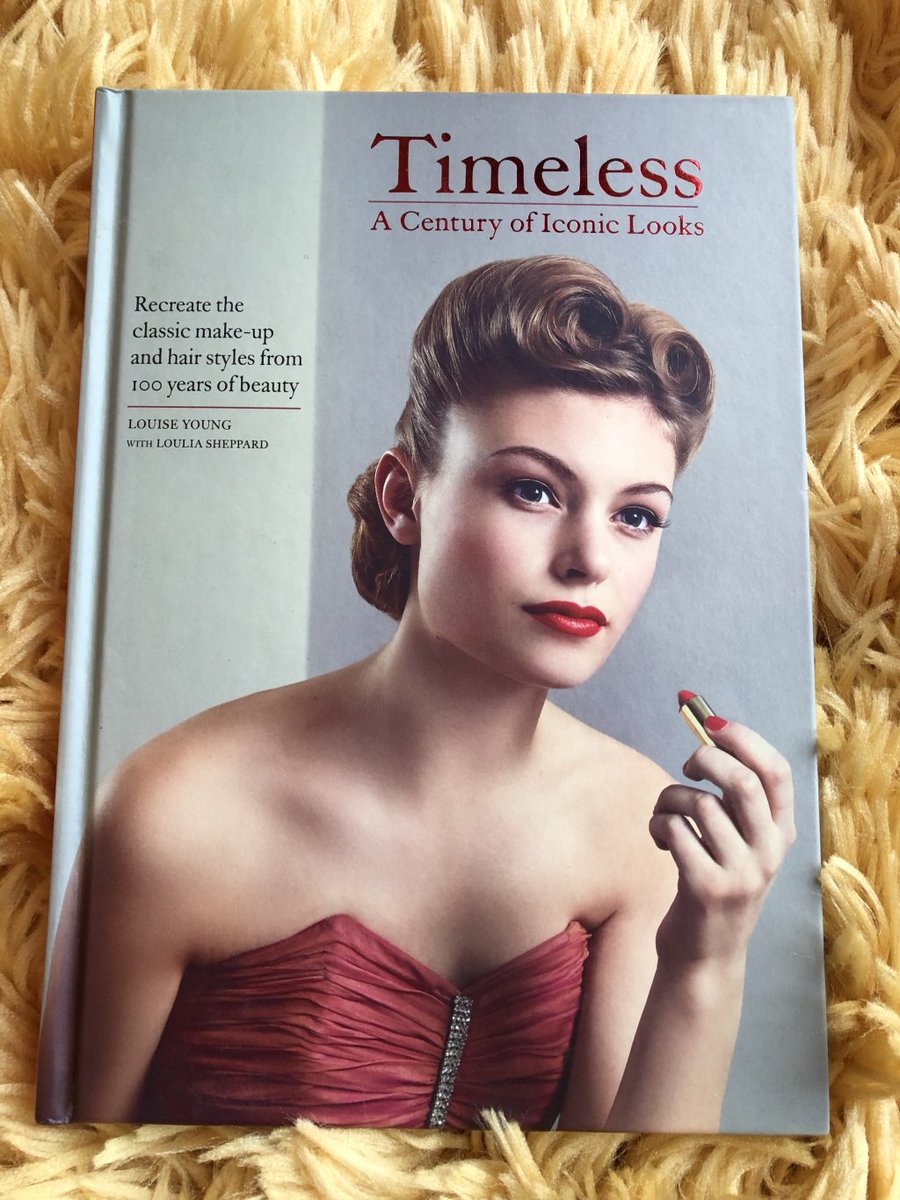 AR_Anthology's tweet image. Timeless: A Century of Iconic Looks by Louise Young, Loulia Sheppard #AltRead #Review #NonFictionNov alternative-read.com/2018/11/16/tim…